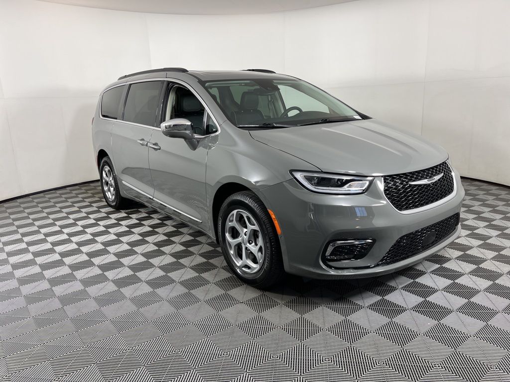 2022 Chrysler Pacifica Limited 6