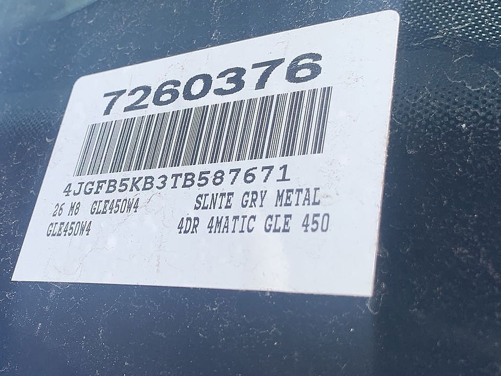 Thumbnail: 2026 Mercedes-Benz GLE - 8