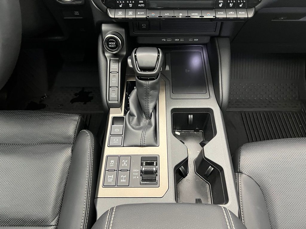Thumbnail: 2025 Toyota Land Cruiser - 11