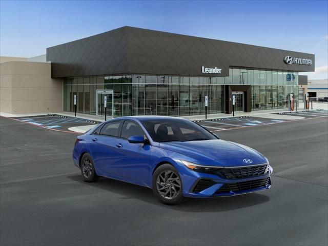 2025 Hyundai Elantra Blue 2