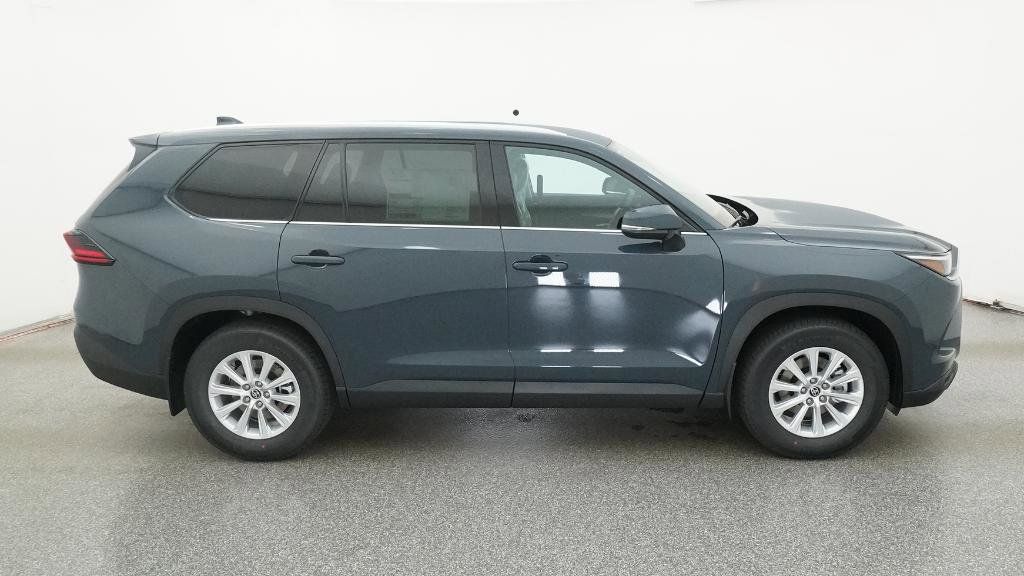 Thumbnail: 2026 Toyota Grand Highlander - 26