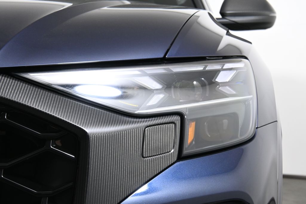 Thumbnail: 2026 Audi RS Q8 - 10