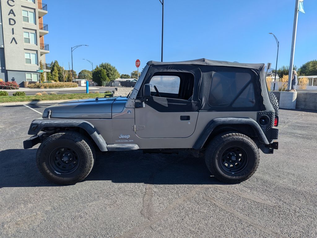 2006 Jeep Wrangler SE 11