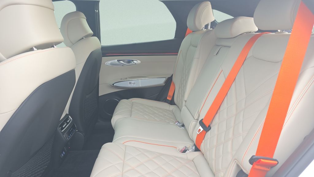 New 2026 White Genesis 3.5T Sport Prestige image 11