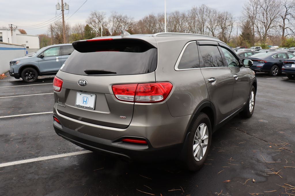 2016 Kia Sorento LX 5