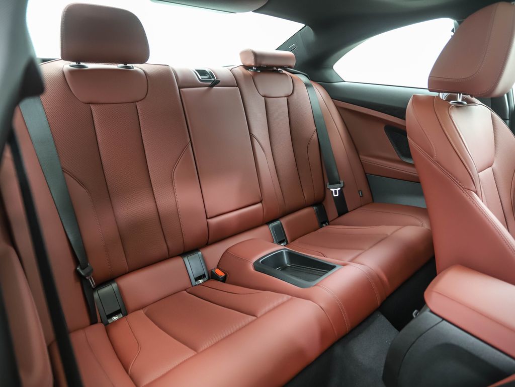 Thumbnail: 2025 BMW 2 Series - 26