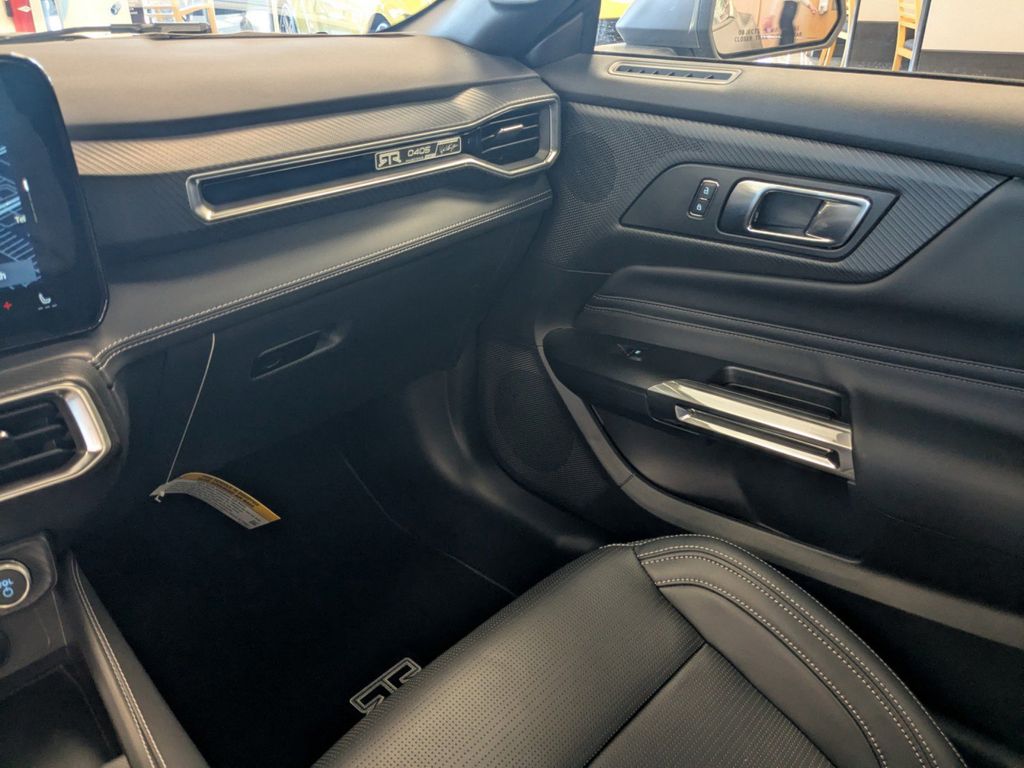 2025 Ford Mustang RTR