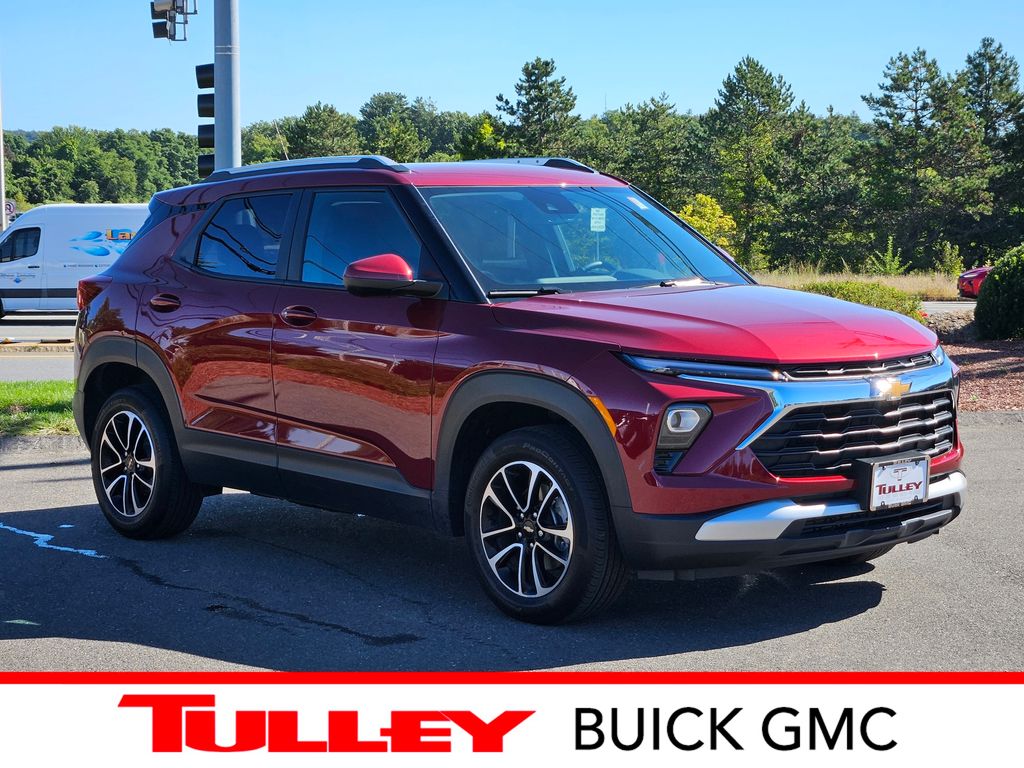 Red (Crimson Metallic) 2024 Chevrolet Trailblazer SUV / Crossover Four-Wheel Drive 9-Speed Automatic