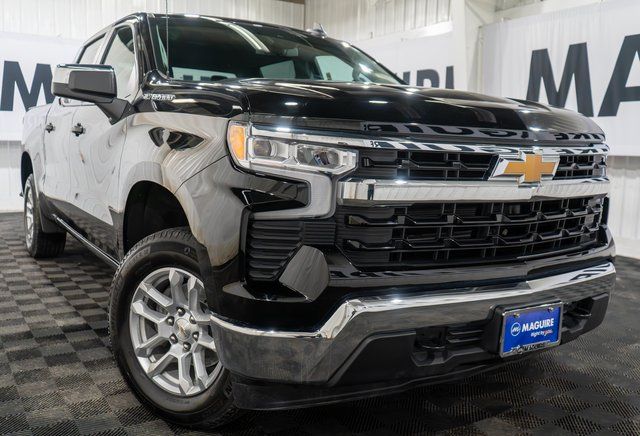 Black 2024 Chevrolet Silverado 1500 LT Crew Cab 4WD Pickup Truck Four-Wheel Drive 8-Speed Automatic