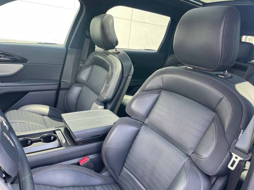 2024 Lincoln Nautilus Reserve 27