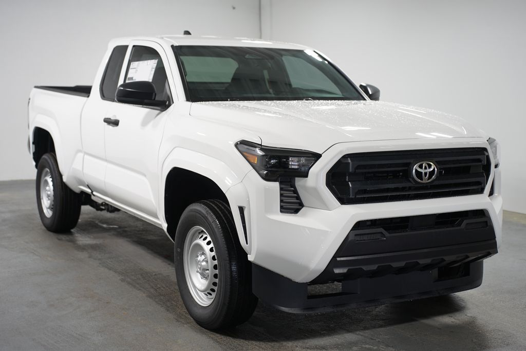 2025 Toyota Tacoma SR 3