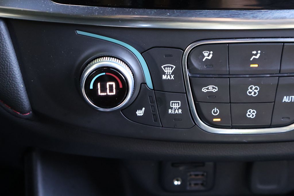 Thumbnail: 2023 Chevrolet Traverse - 20