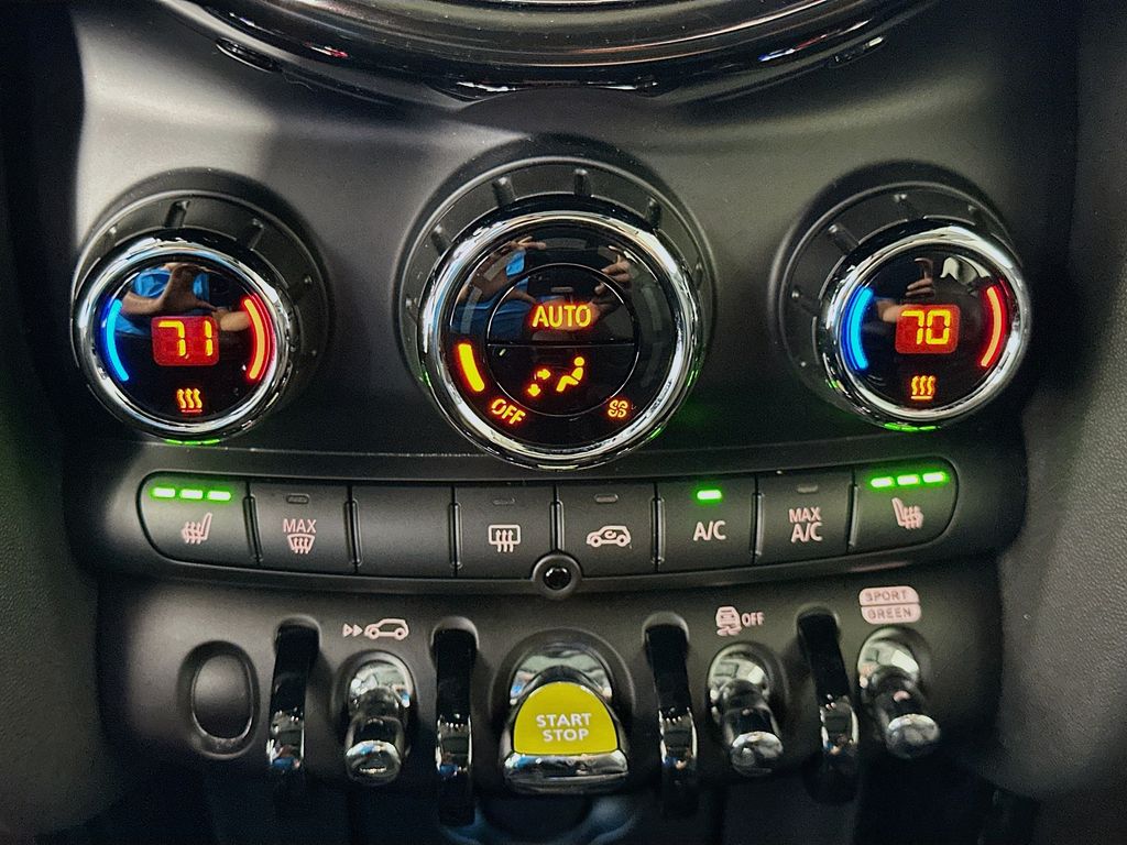 Thumbnail: 2024 MINI Cooper - 16