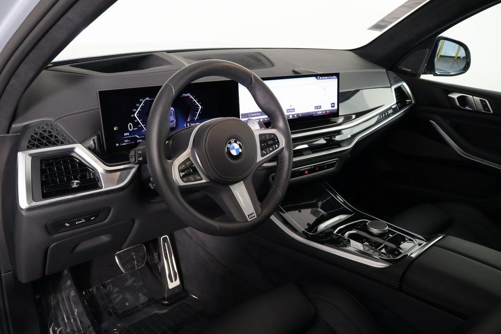 Thumbnail: 2025 BMW X5 - 7