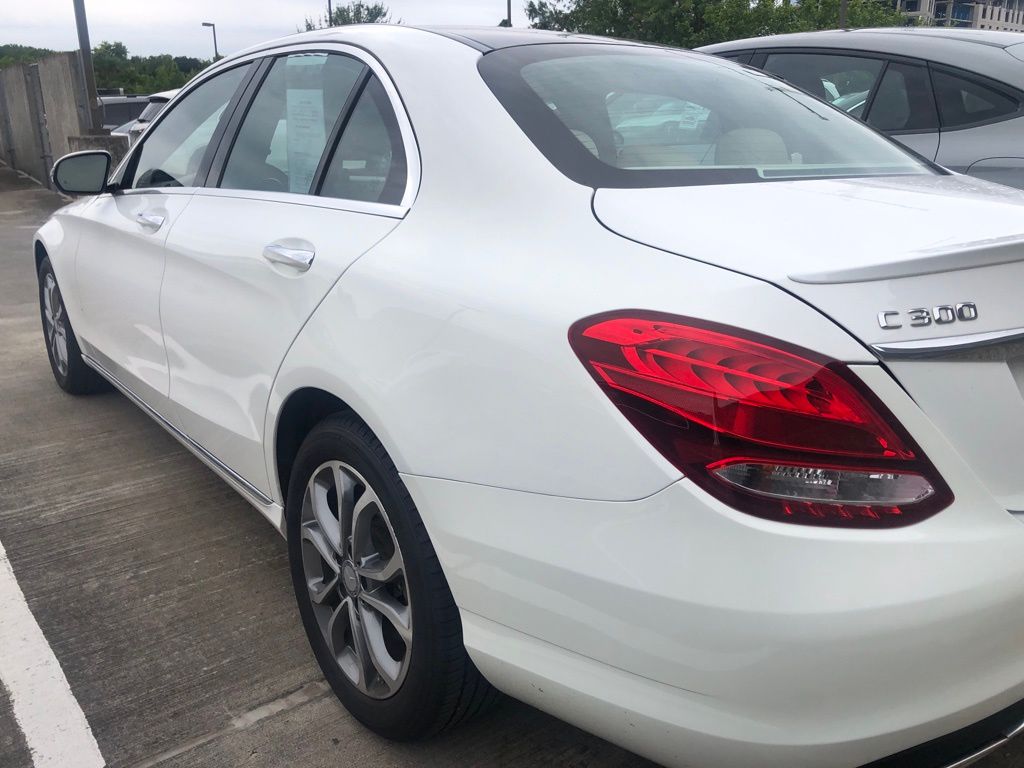 2016 Mercedes-Benz C-Class C 300 5