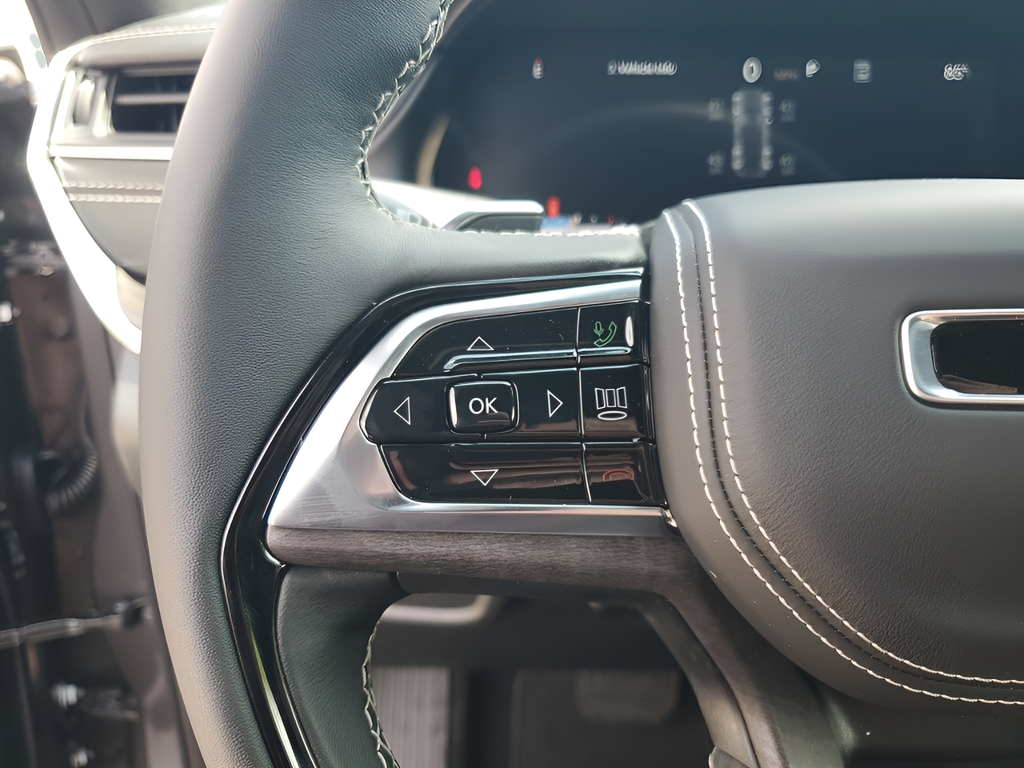 New Car 2025 Jeep Grand Cherokee  Overland For Sale Under $60,000 In Austin, Texas