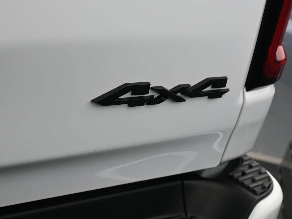 New 2026 Bright White Clearcoat Ram Laramie image 30