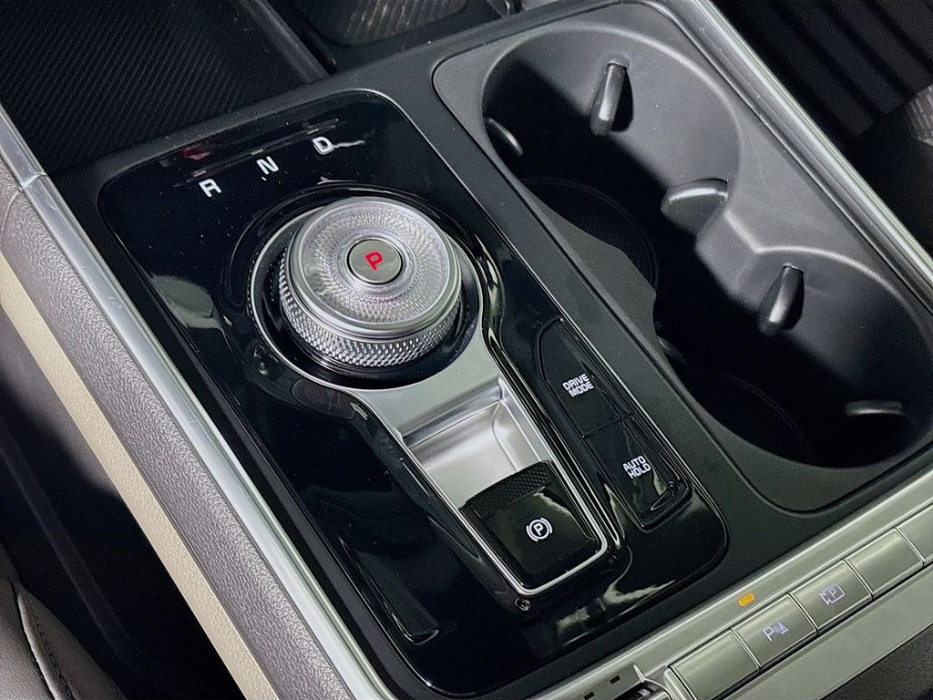 2025 Kia Carnival Hybrid SX
