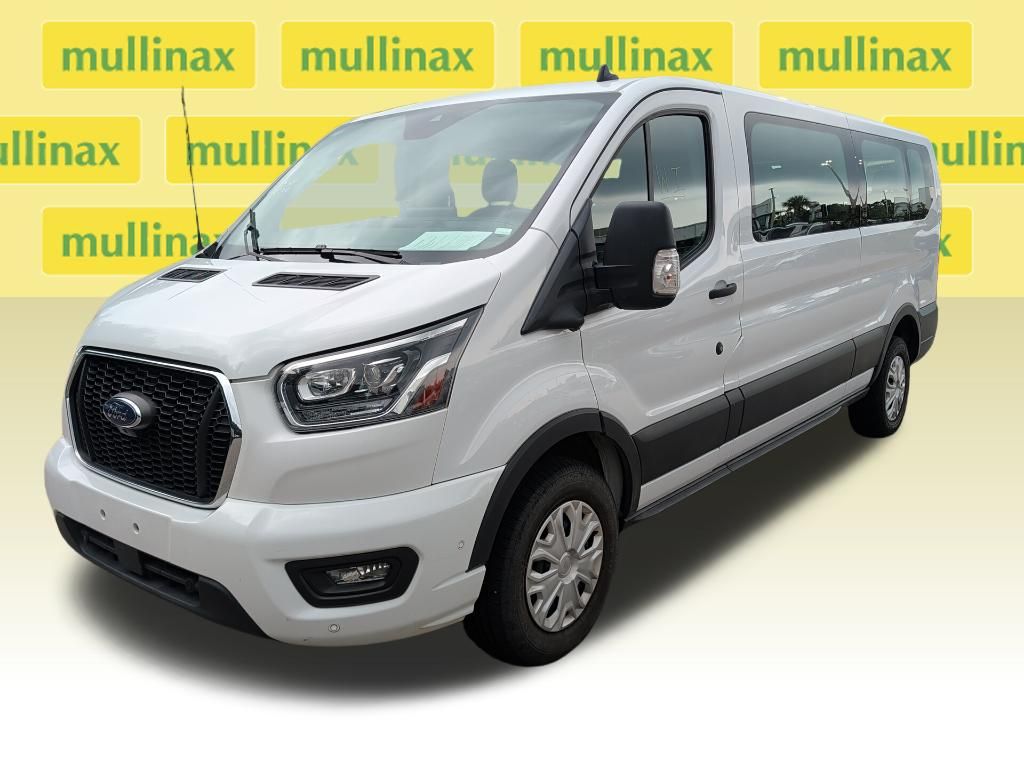 Used 2023 White Ford XLT image 2