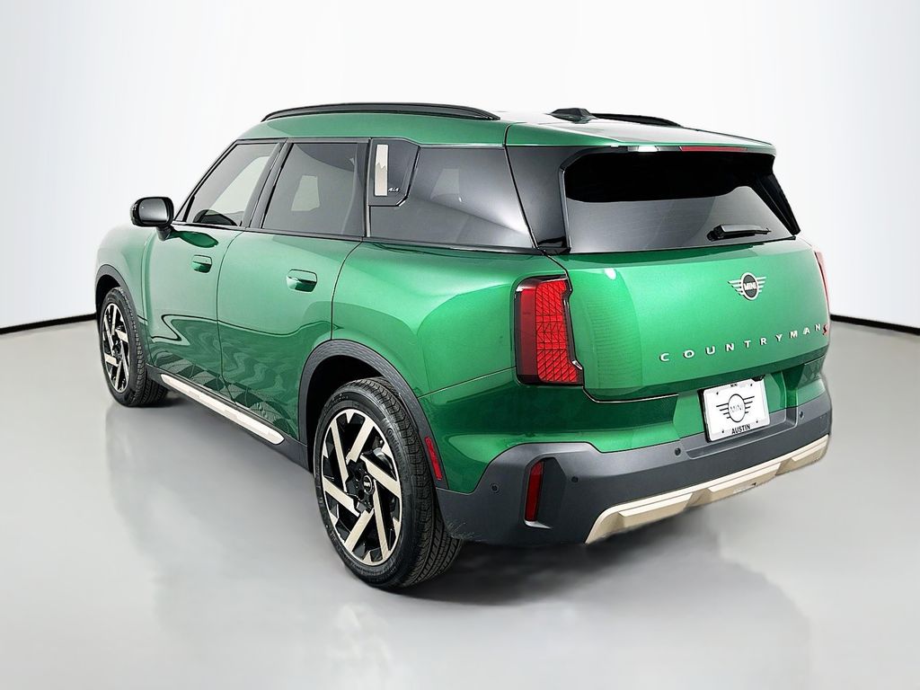 2025 MINI Cooper Countryman Iconic 7
