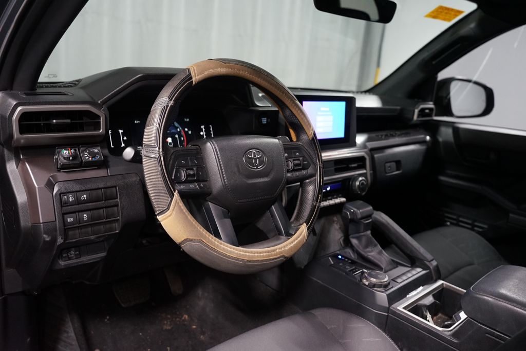 Thumbnail: 2024 Toyota Tacoma - 7