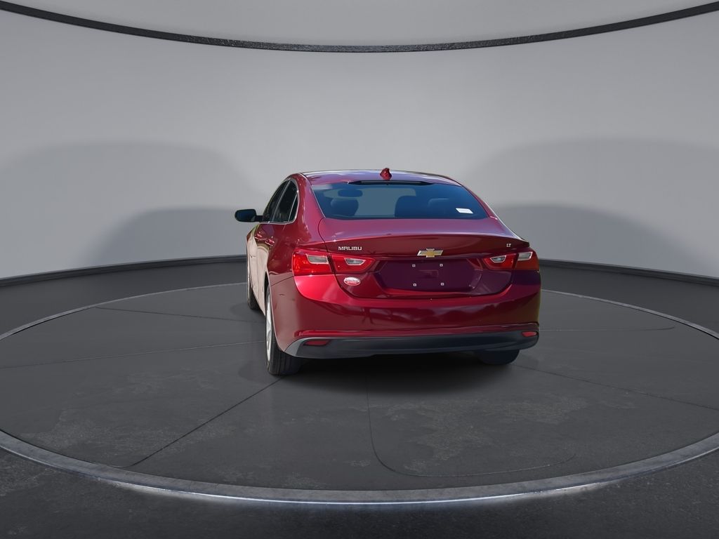 Thumbnail: 2018 Chevrolet Malibu - 7
