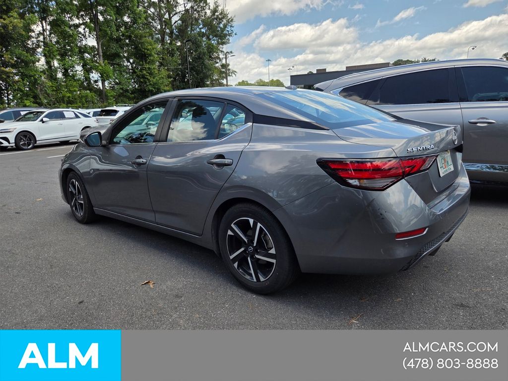Used 2024 Gray Nissan SV image 8