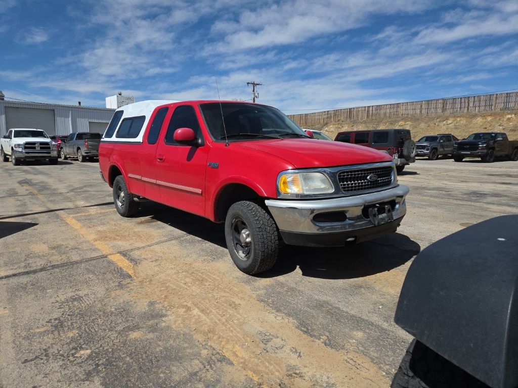 Bright Red Clearcoat 1997 Ford F-150 XLT 4WD Extended Cab SB Pickup Truck Four-Wheel Drive 5-Speed Manual
