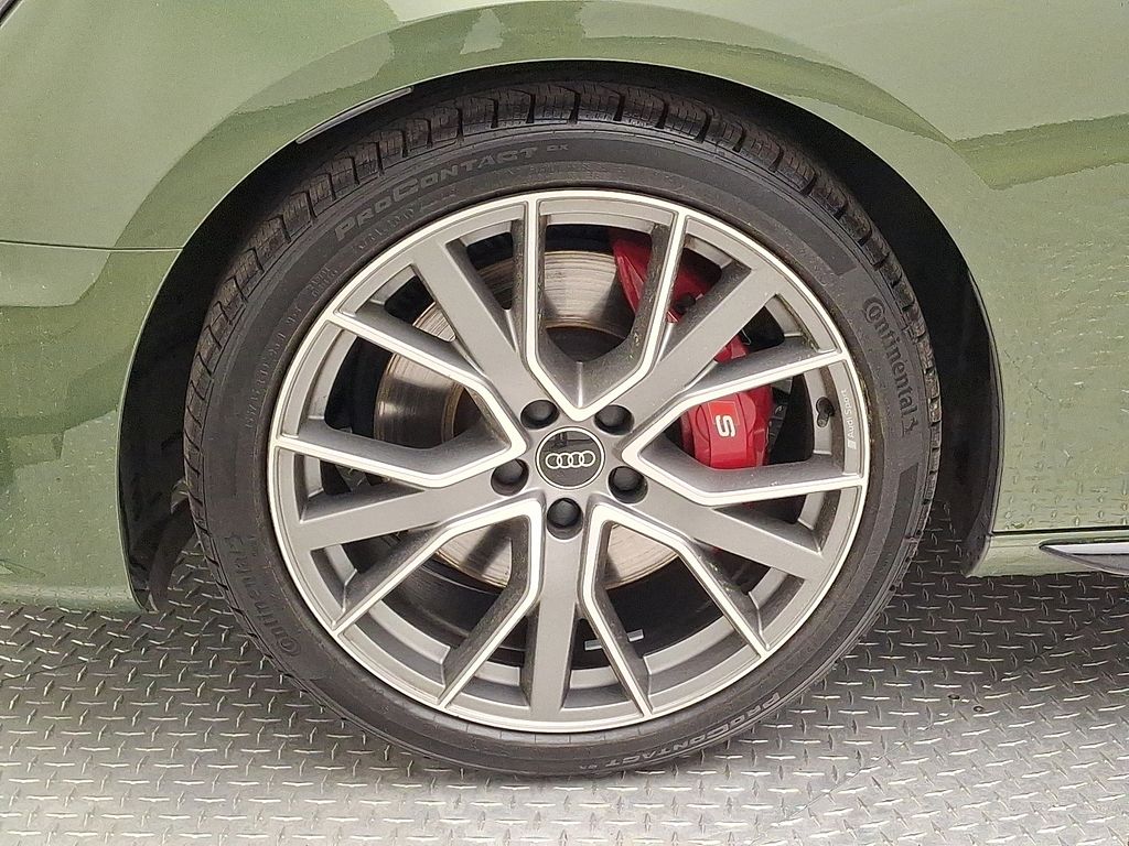 Thumbnail: 2023 Audi S4 - 8