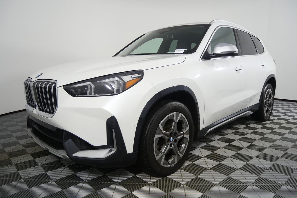 Thumbnail: 2023 BMW X1 - 7
