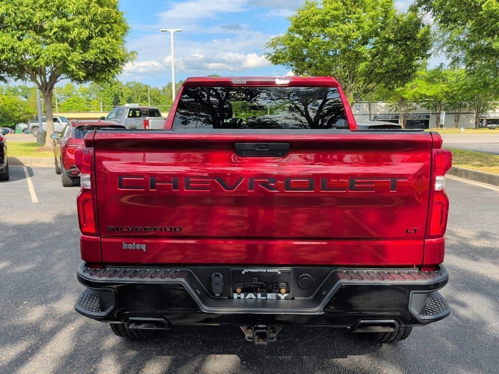 View vehicle photo 7