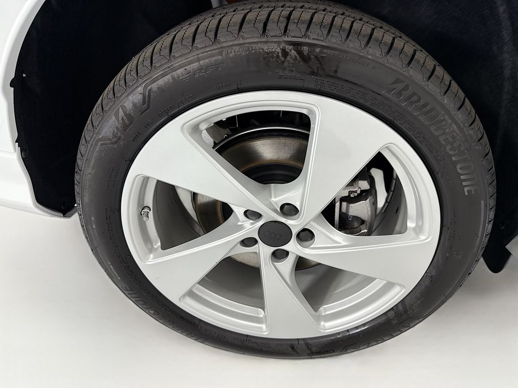 New 2026 White Audi Premium Plus image 33