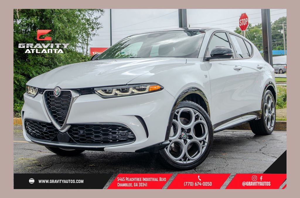 Alfa White 2024 Alfa Romeo Tonale SUV / Crossover All-Wheel Drive 6-Speed Automatic