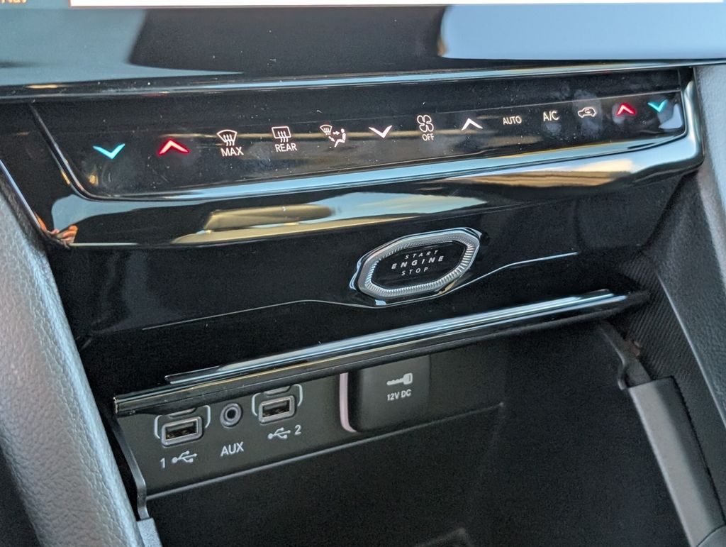 new 2026 Jeep Grand Cherokee car, priced at $46,725