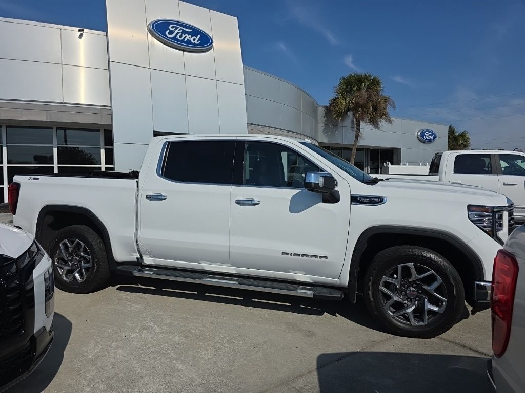 2023 GMC Sierra 1500 SLT