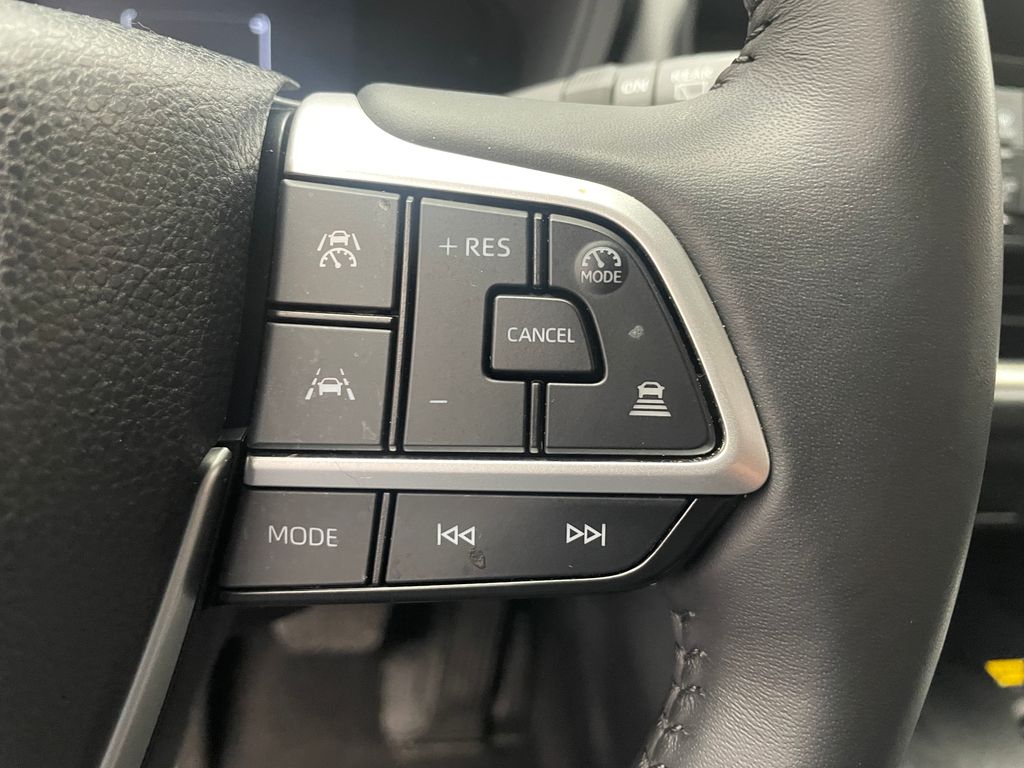 Thumbnail: 2024 Toyota Grand Highlander - 23