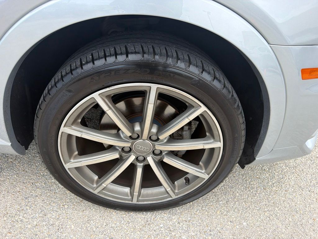 Used 2018 Silver Audi 2.0T Premium image 13