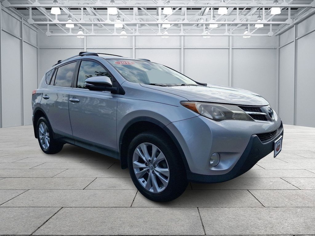 Thumbnail: 2014 Toyota RAV4 - 3