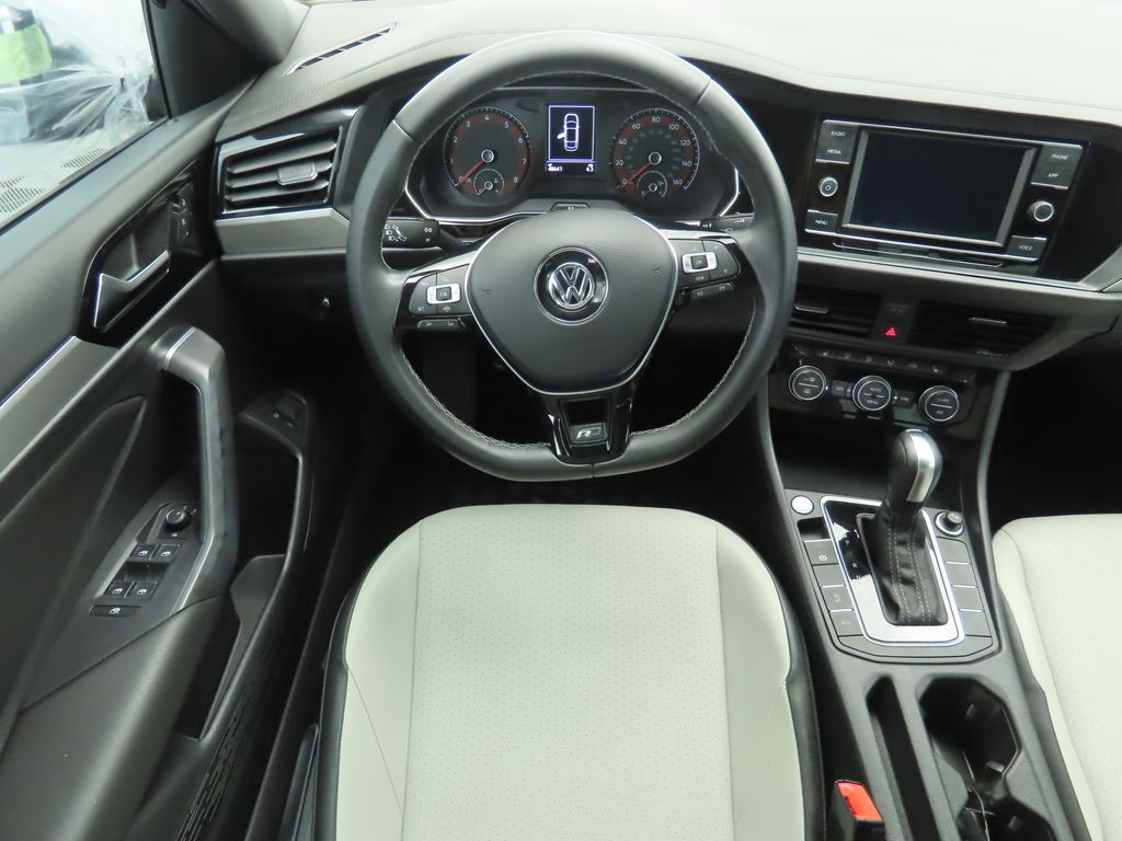 2021 Volkswagen Jetta R-Line 11