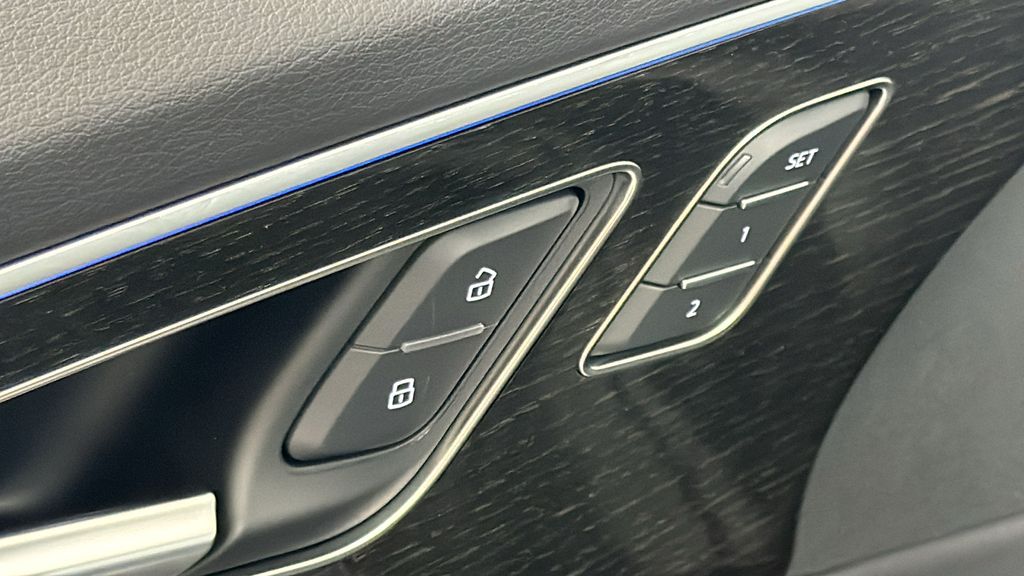2025 Audi Q7  27