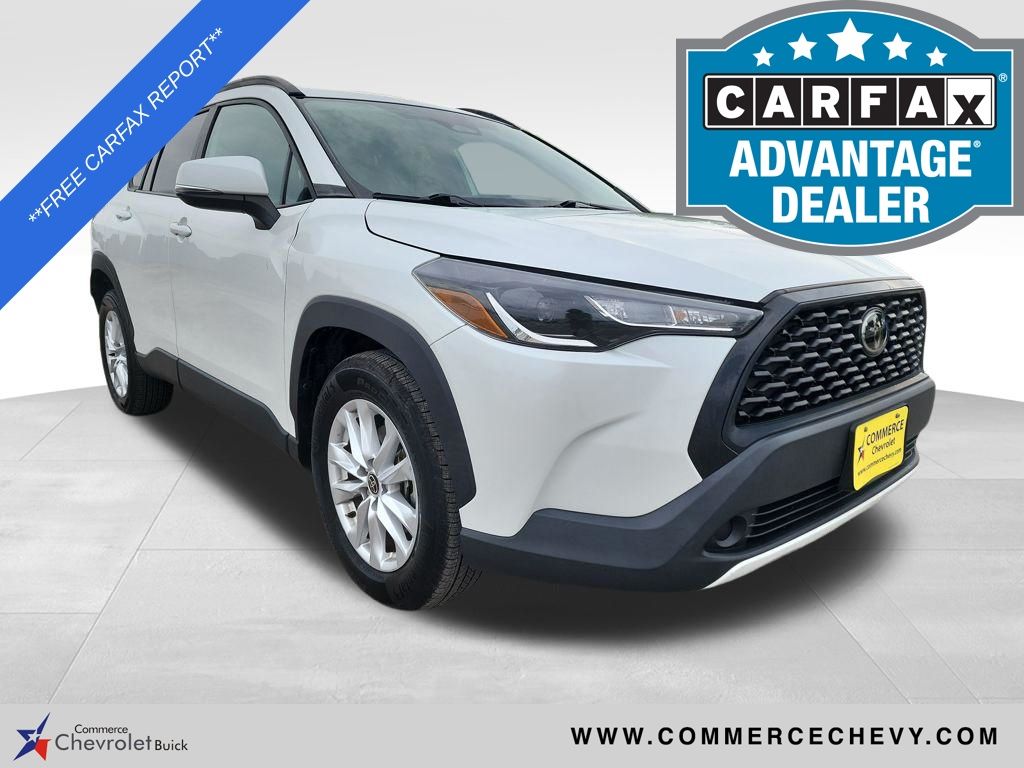 White 2023 Toyota Corolla Cross LE FWD SUV / Crossover Front-Wheel Drive Continuously Variable Transmission