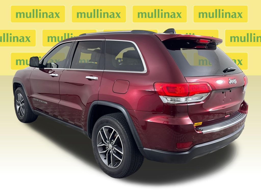 Used 2017 Red Jeep Limited image 12