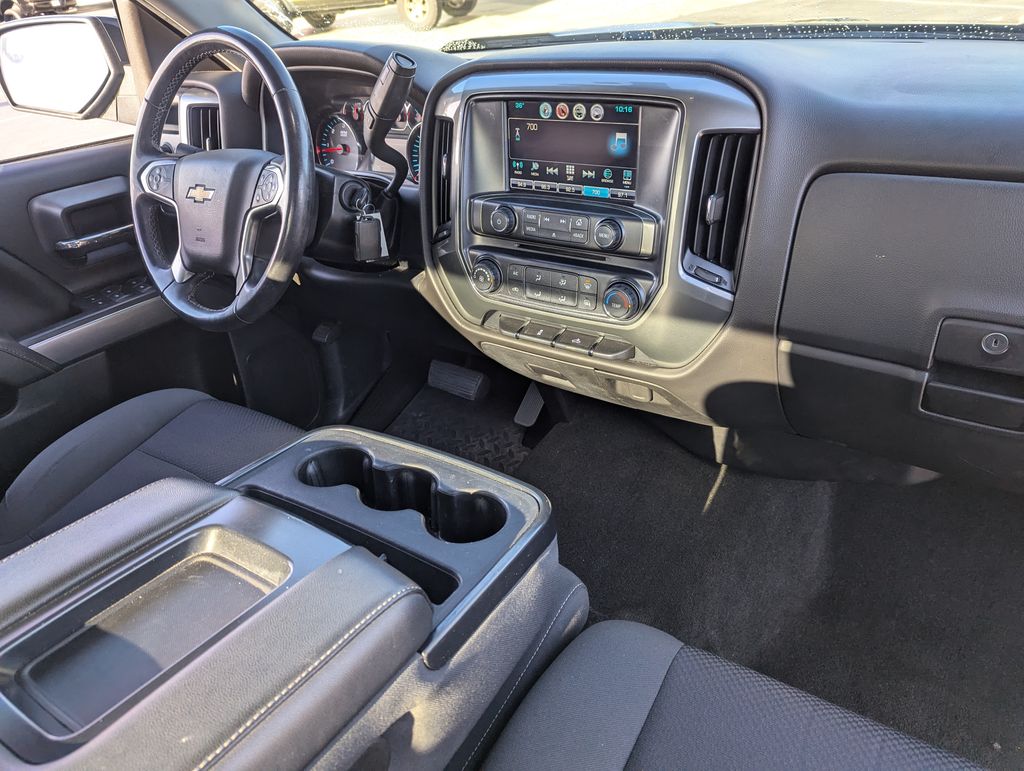 2018 Chevrolet Silverado 1500 LT 30