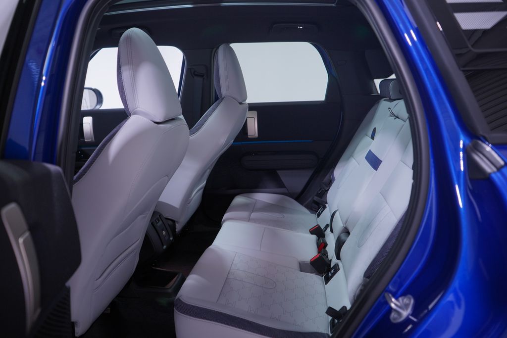 Thumbnail: 2026 MINI Cooper Countryman - 9