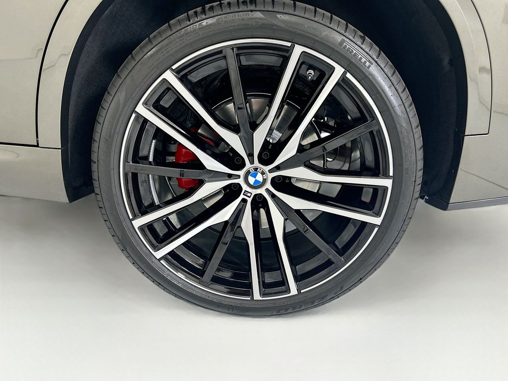 Thumbnail: 2026 BMW X5 - 30