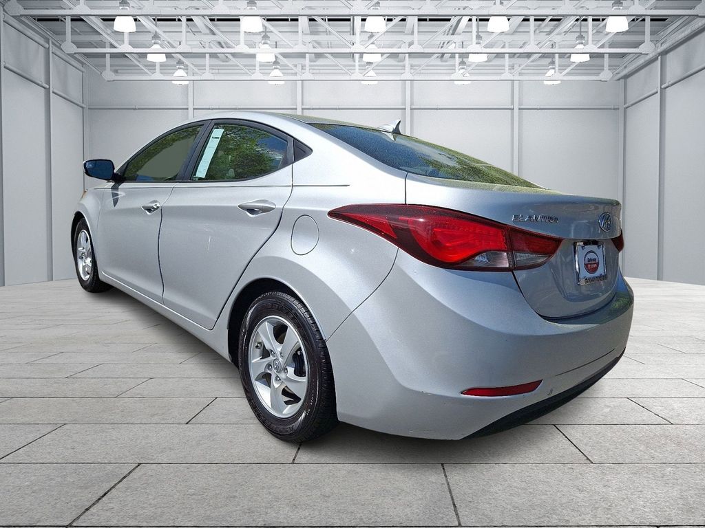 Thumbnail: 2015 Hyundai Elantra - 6