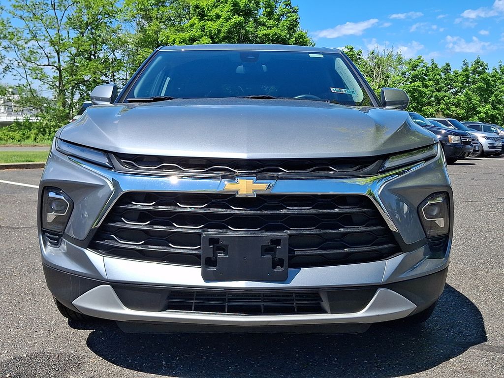 used 2025 Chevrolet Blazer car, priced at $29,005