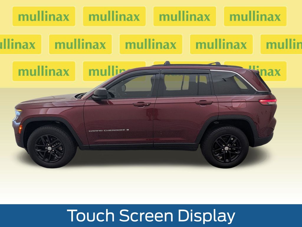 Certified Used 2025 Red Jeep Laredo X image 11