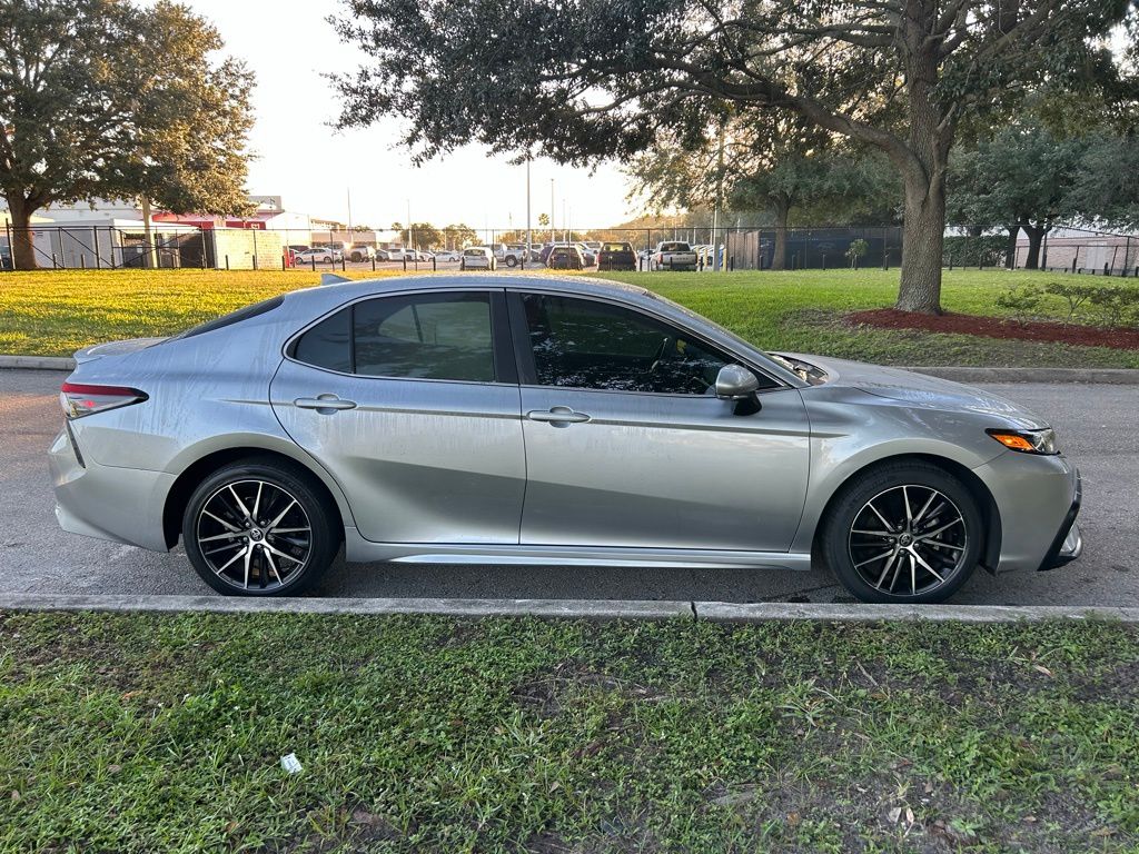 Thumbnail: 2024 Toyota Camry - 6