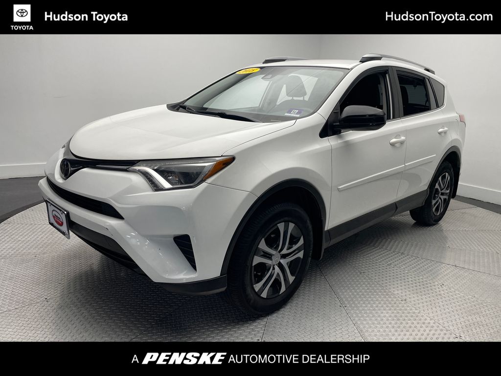 Thumbnail: 2018 Toyota RAV4 - 1